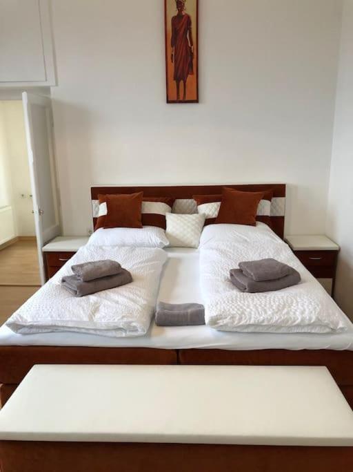 Apartmenthaus Am Bahnhof Detmold Dış mekan fotoğraf