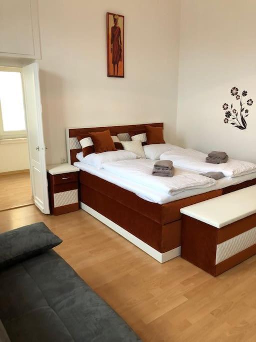 Apartmenthaus Am Bahnhof Detmold Dış mekan fotoğraf