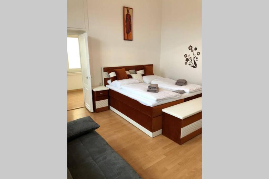 Apartmenthaus Am Bahnhof Detmold Dış mekan fotoğraf