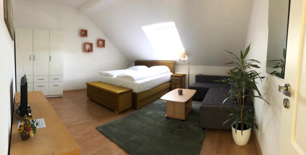 Apartmenthaus Am Bahnhof Detmold Dış mekan fotoğraf